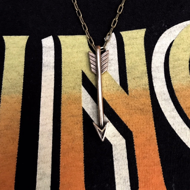 STRENGTH Arrow of Courage Necklace - Bronze