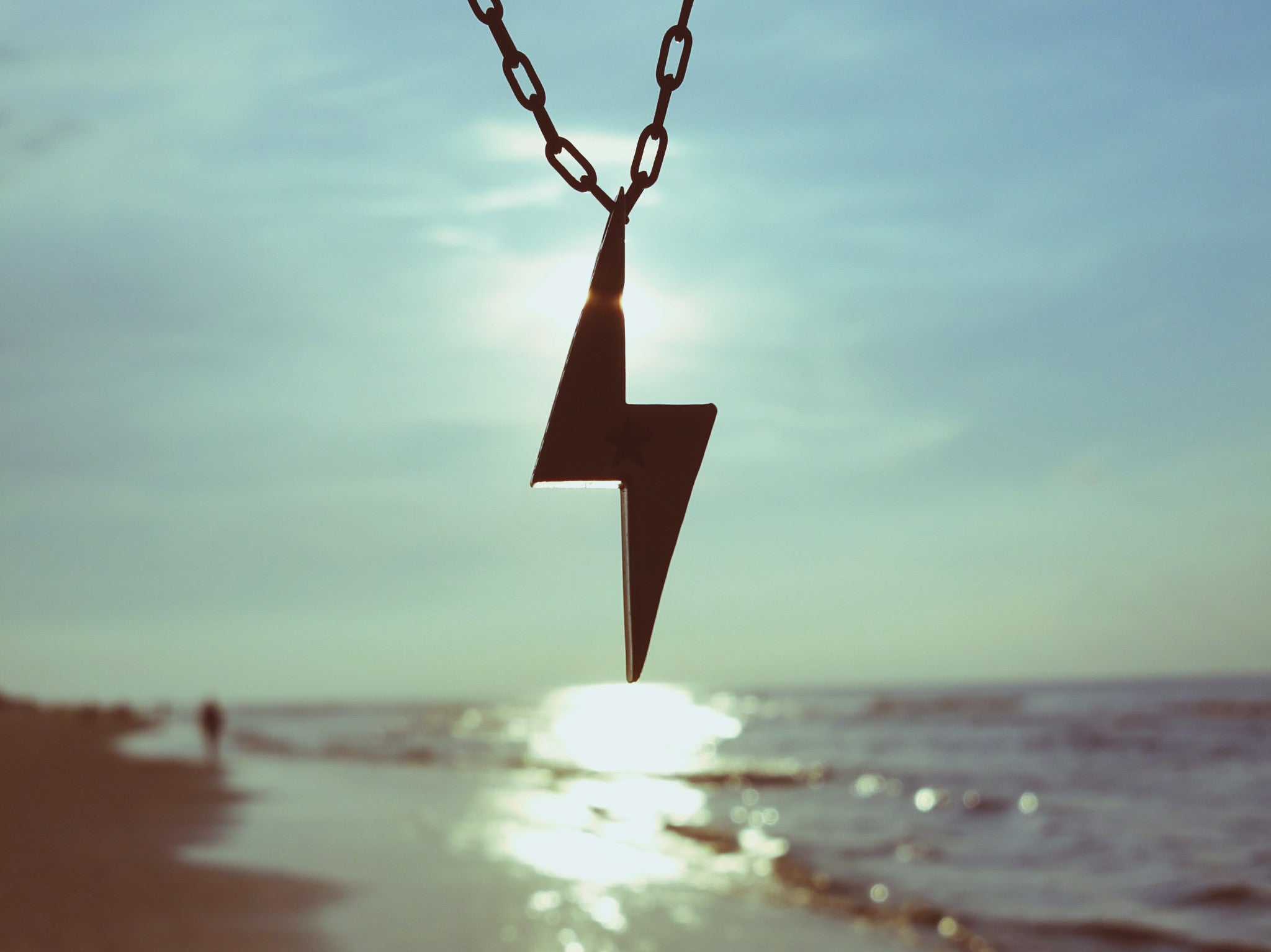STRENGTH Lightning Bolt Necklace - Bronze